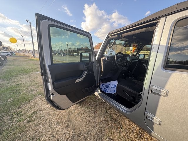 2014 Jeep Wrangler Unlimited Sahara
