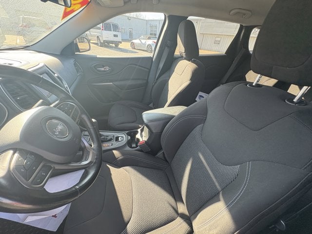 2020 Jeep Cherokee Latitude