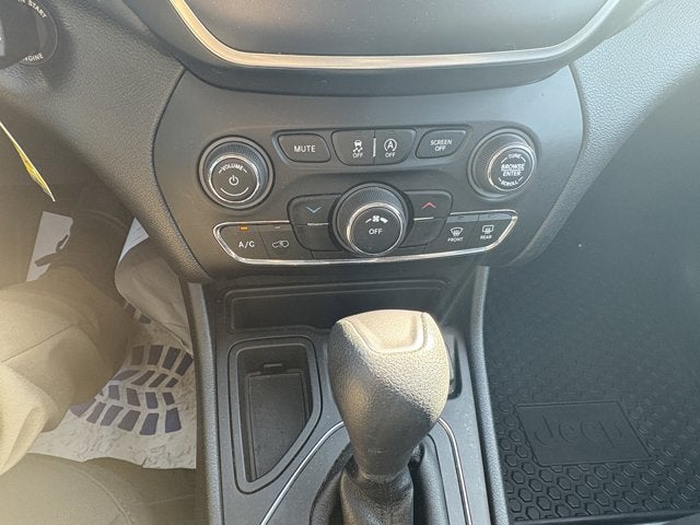 2020 Jeep Cherokee Latitude