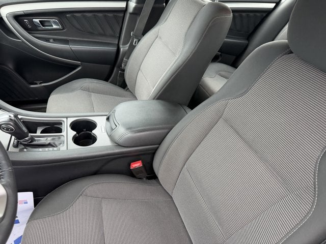 2018 Ford Taurus SEL