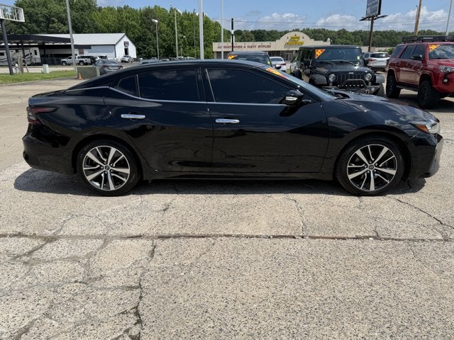 2023 Nissan Maxima SV
