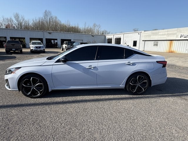 2025 Nissan Altima SR