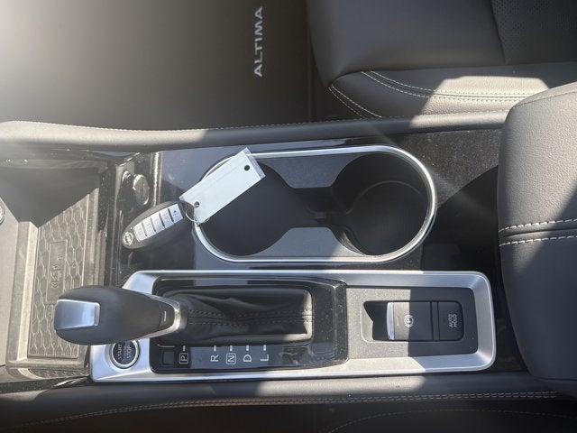 2025 Nissan Altima SL