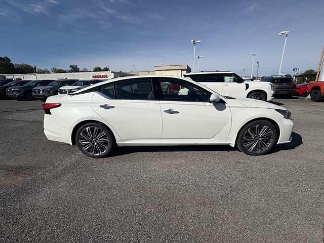 2025 Nissan Altima SL