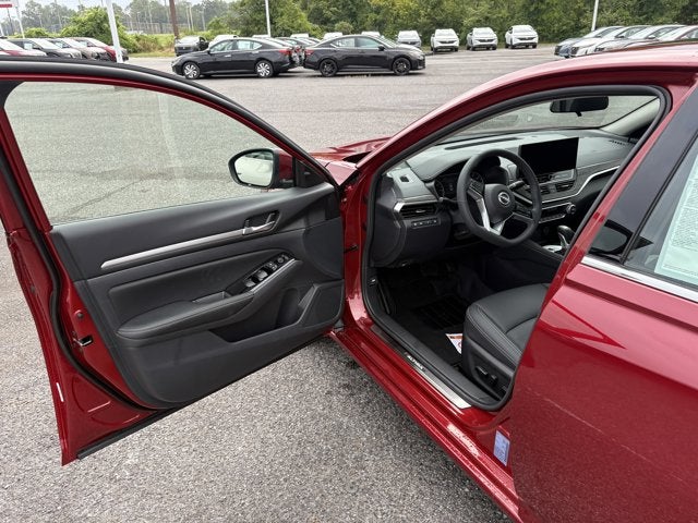 2025 Nissan Altima SL