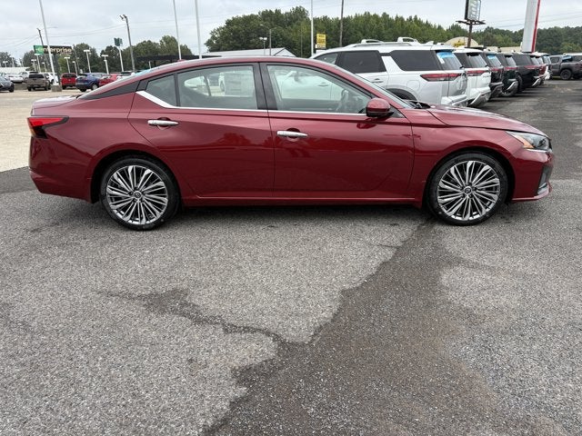 2025 Nissan Altima SL
