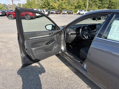 2025 Nissan Altima SL