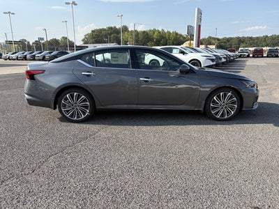 2025 Nissan Altima SL