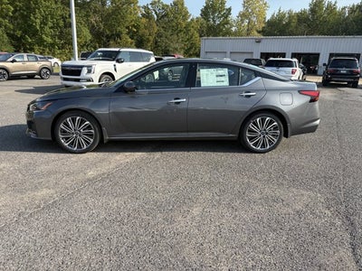 2025 Nissan Altima SL