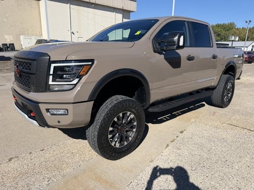 2023 Nissan Titan Platinum Reserve