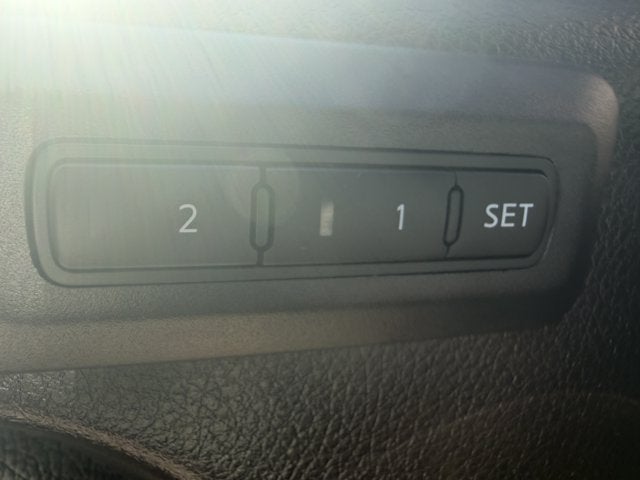 2023 Nissan Titan Platinum Reserve