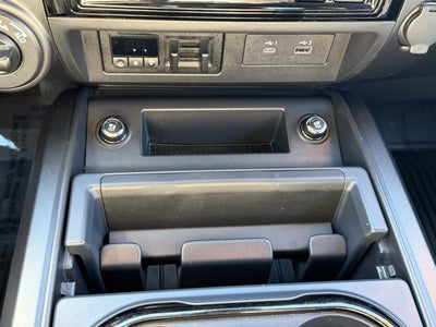 2023 Nissan Titan Platinum Reserve