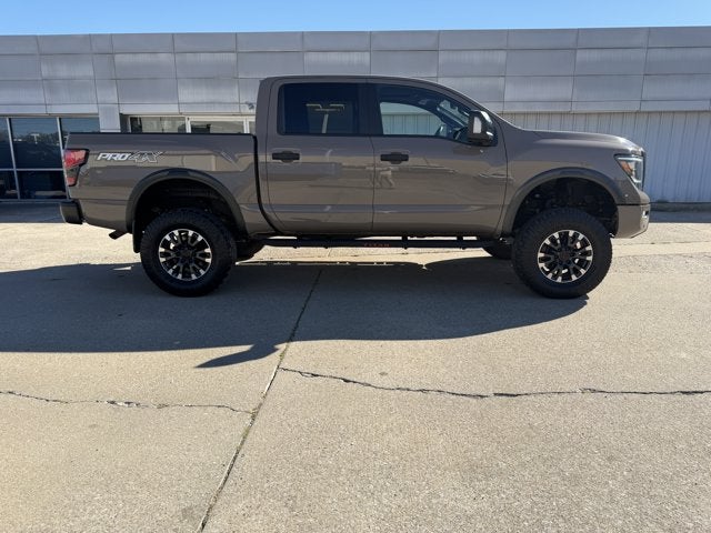 2023 Nissan Titan Platinum Reserve