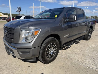 2021 Nissan Titan SV