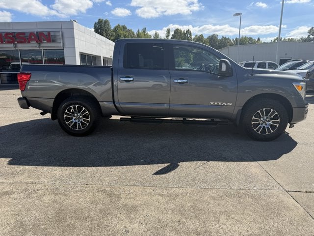 2021 Nissan Titan SV