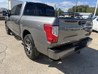 2021 Nissan Titan SV