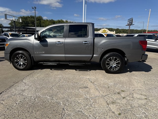 2021 Nissan Titan SV
