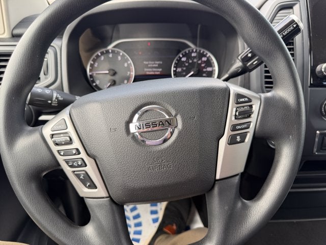 2022 Nissan Titan SV