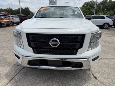 2022 Nissan Titan SV