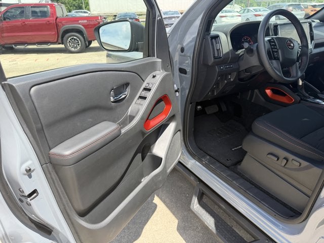 2025 Nissan Frontier PRO-X