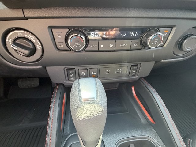 2026 Nissan Frontier Base