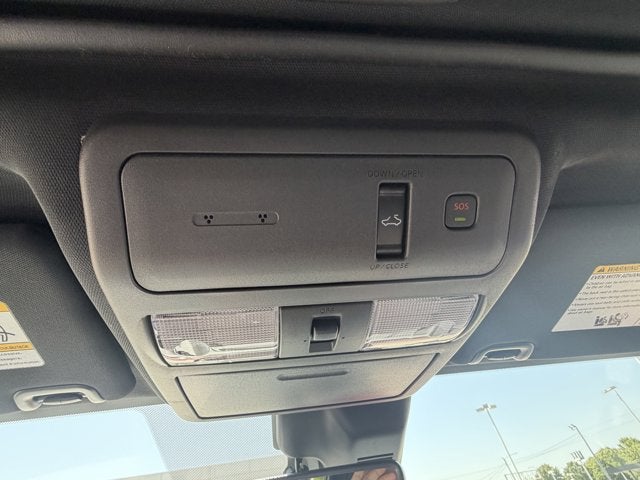 2026 Nissan Frontier Base