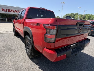 2026 Nissan Frontier Base