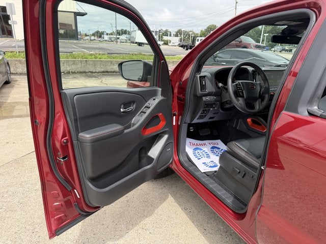 2025 Nissan Frontier PRO-4X