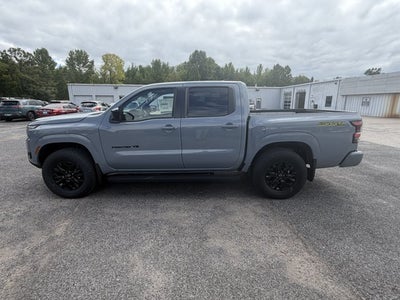 2027 Nissan Frontier SV