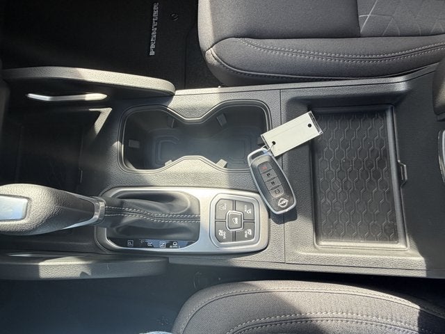 2027 Nissan Frontier SV