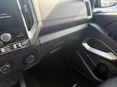 2027 Nissan Frontier SV
