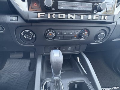 2025 Nissan Frontier SV