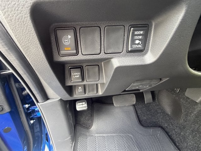 2027 Nissan Frontier SV