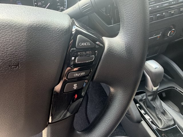 2027 Nissan Frontier SV