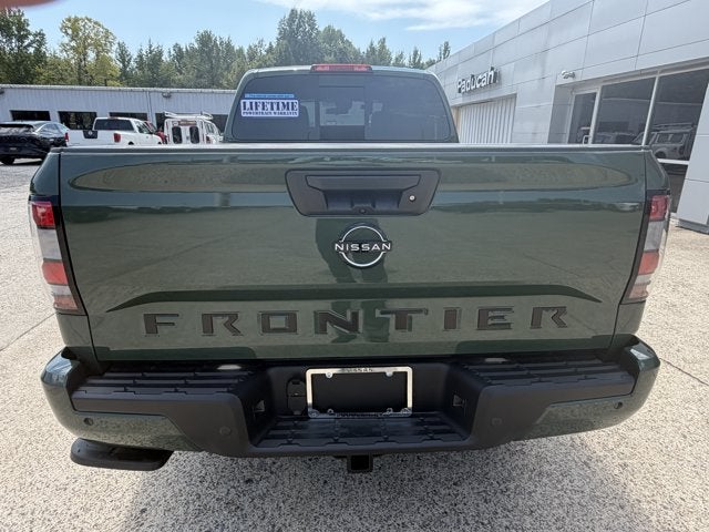 2027 Nissan Frontier SV