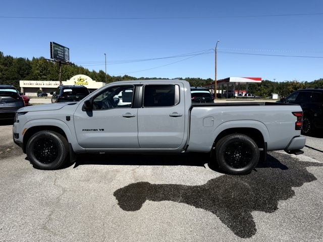 2027 Nissan Frontier SV
