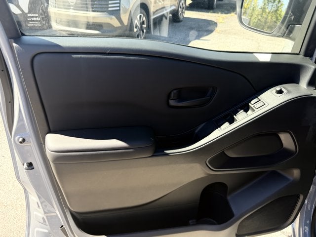 2027 Nissan Frontier SV
