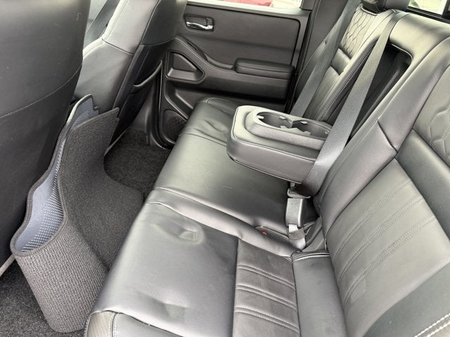 2025 Nissan Frontier SL