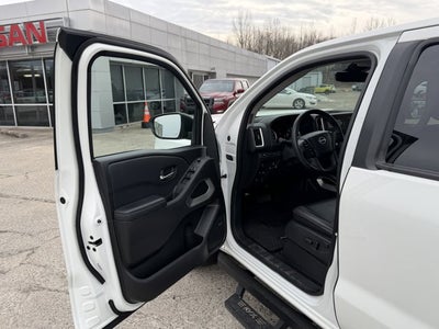 2025 Nissan Frontier SL