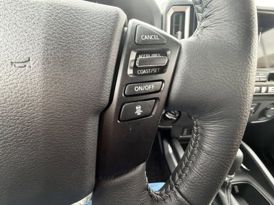 2025 Nissan Frontier SL