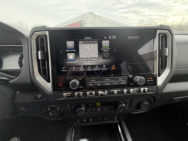 2025 Nissan Frontier SL