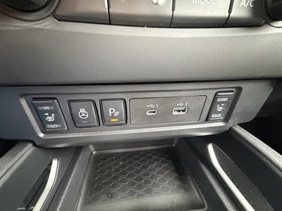 2025 Nissan Frontier SL