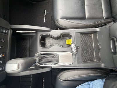 2025 Nissan Frontier SL