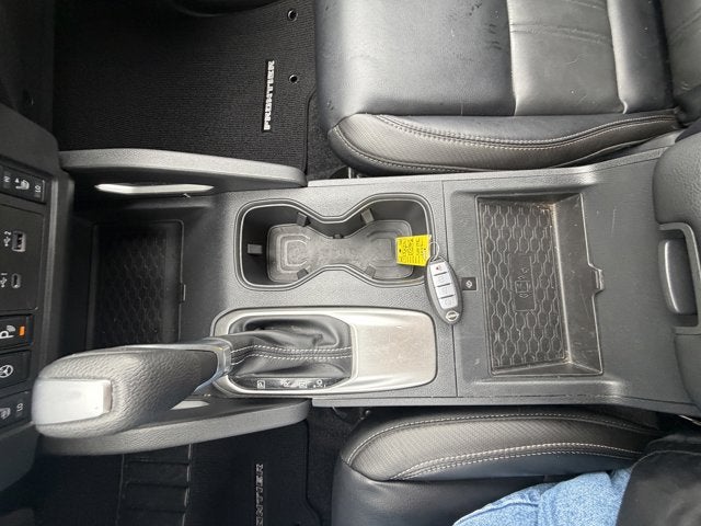 2025 Nissan Frontier SL