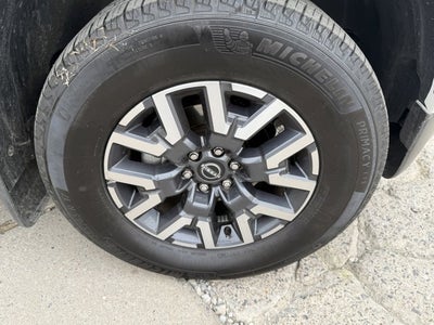 2025 Nissan Frontier SL