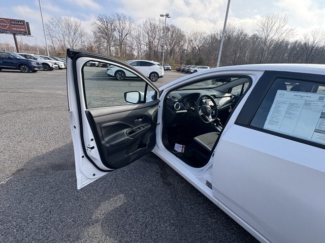 2025 Nissan Versa SV