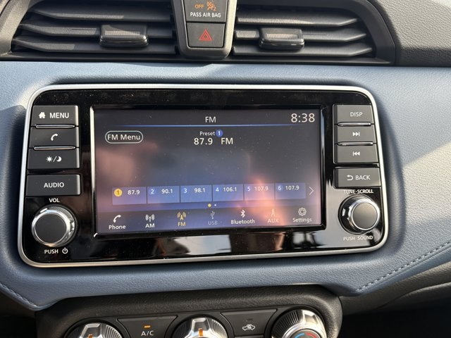 2025 Nissan Versa SV