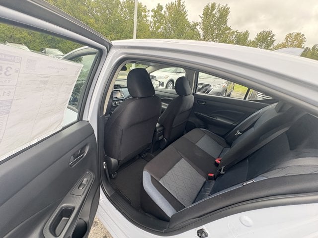 2025 Nissan Versa SV