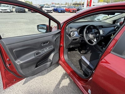 2025 Nissan Versa SV
