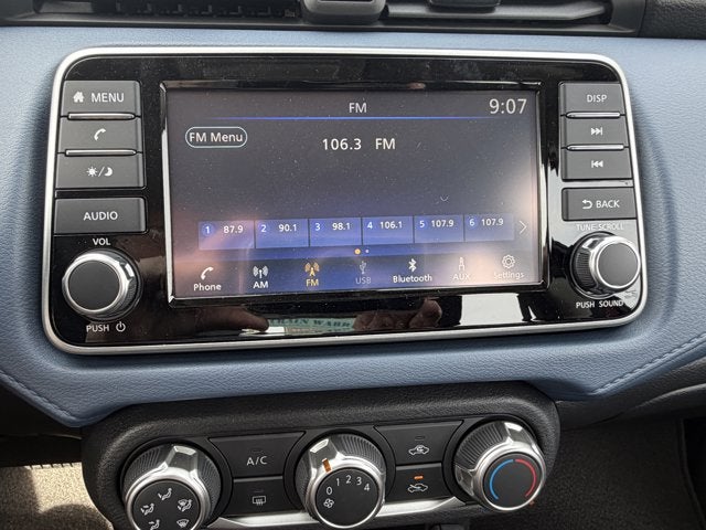 2025 Nissan Versa SV